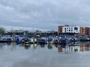 Marina View - (Pathway)- click for photo gallery